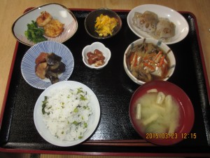 2015年3月23日のお昼ご飯写真