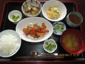 2020年6月17日のお昼ご飯写真