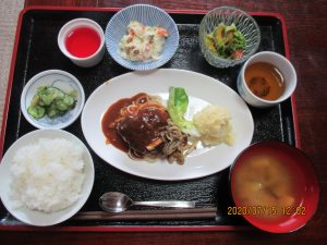 2020年7月15日のお昼ご飯写真