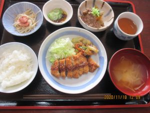 2020年11月18日のお昼ご飯写真