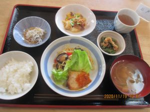 2020年11月19日のお昼ご飯写真